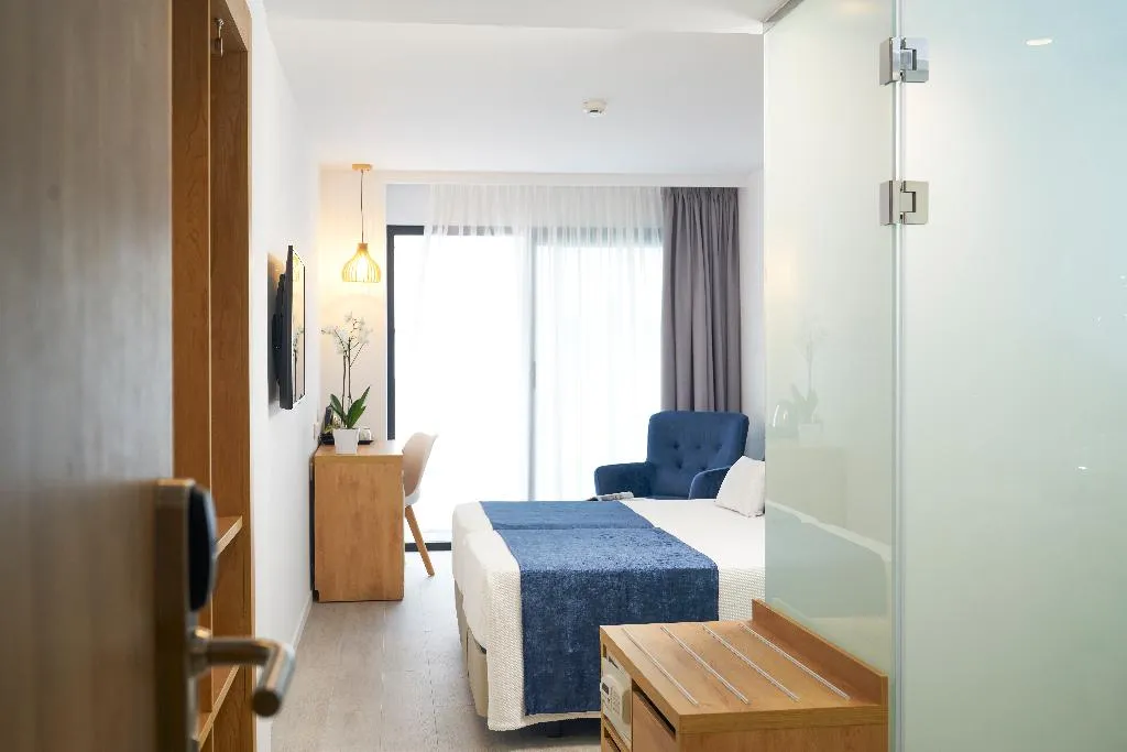DOUBLE STANDARD Room, Eurostars Puerto de Ibiza, Ibiza