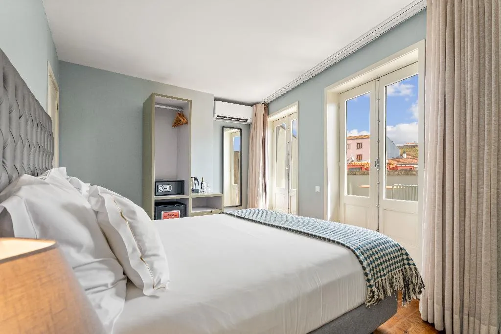 DOUBLE ONE BEDROOM Room, Casa Dos Lóios By Shiadu, Porto