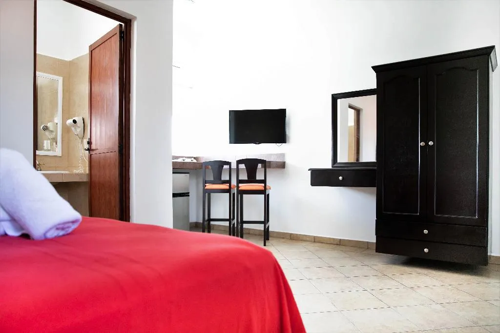 DOUBLE STANDARD Room, Hotel Colonial Playa del Carmen, Playa Del Carmen