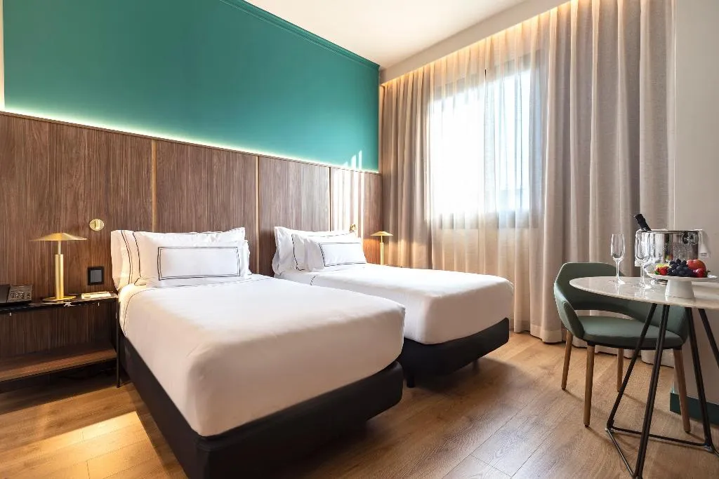 Room GRAND Room, Melia Milano, Milan