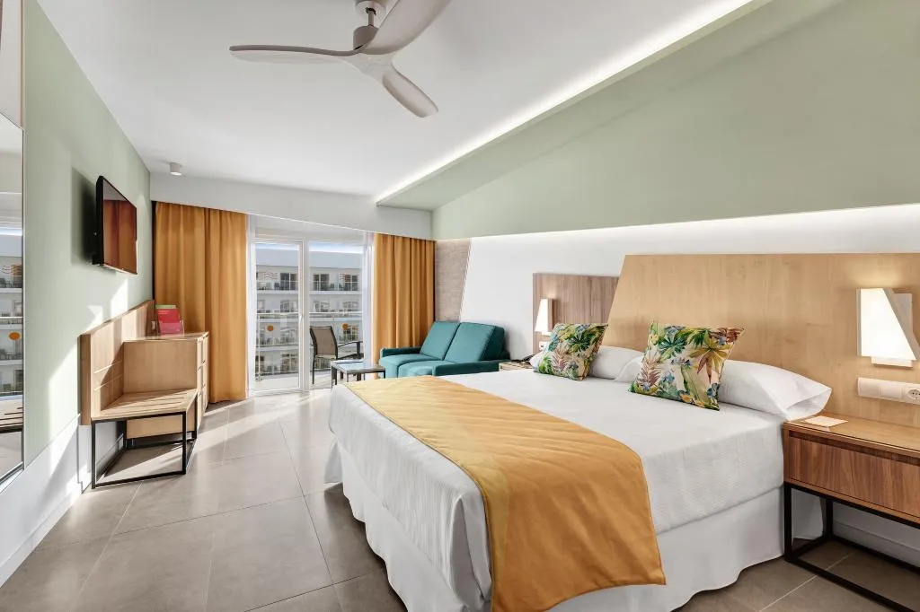 Double or Twin WITH BALCONY Room, Hotel Riu Playa Park - 0'0 All Inclusive, Majorca