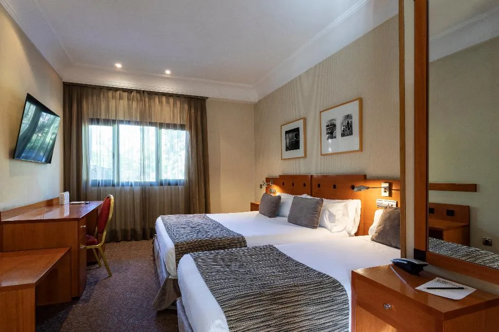 TRIPLE STANDARD Room, Petit Palace Arturo Soria, Madrid