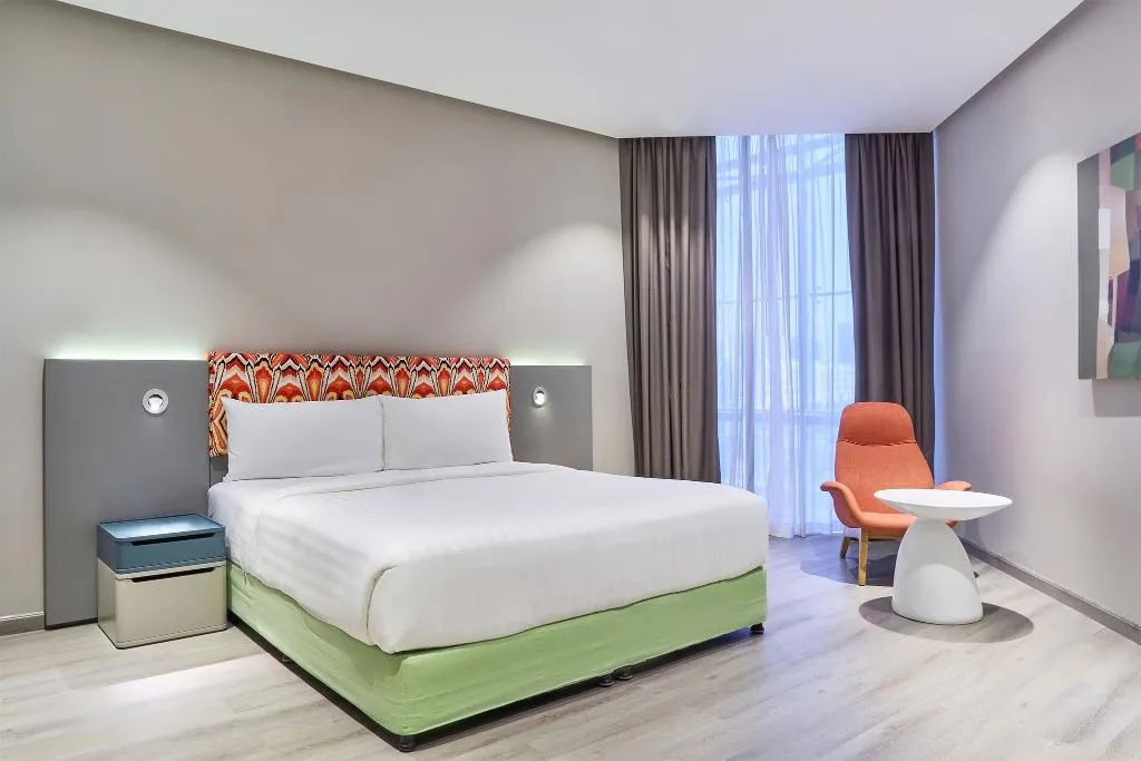 SUITE STANDARD Room, Ibis Styles Dubai Jumeira, Dubai