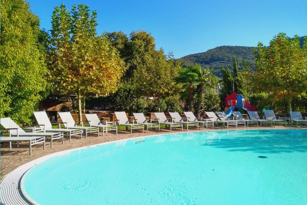 Pool, 4 Limoni Apartment Resort, Milan
