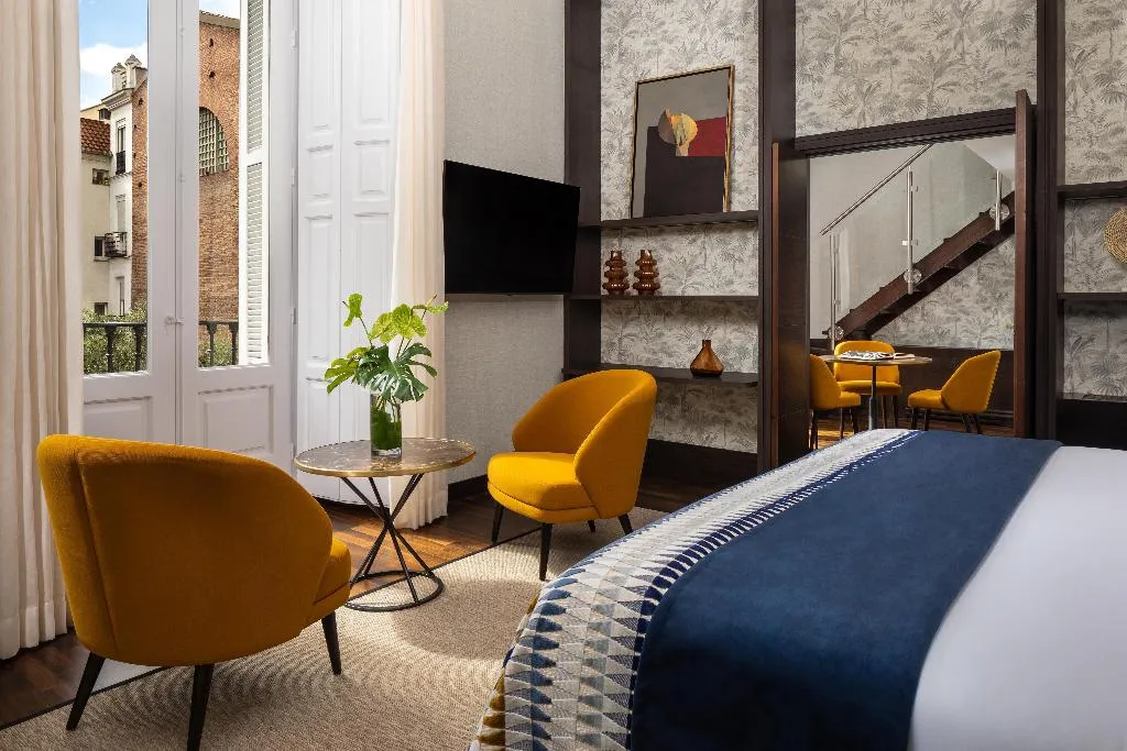 Room, NH Collection Madrid Palacio de Tepa, Madrid