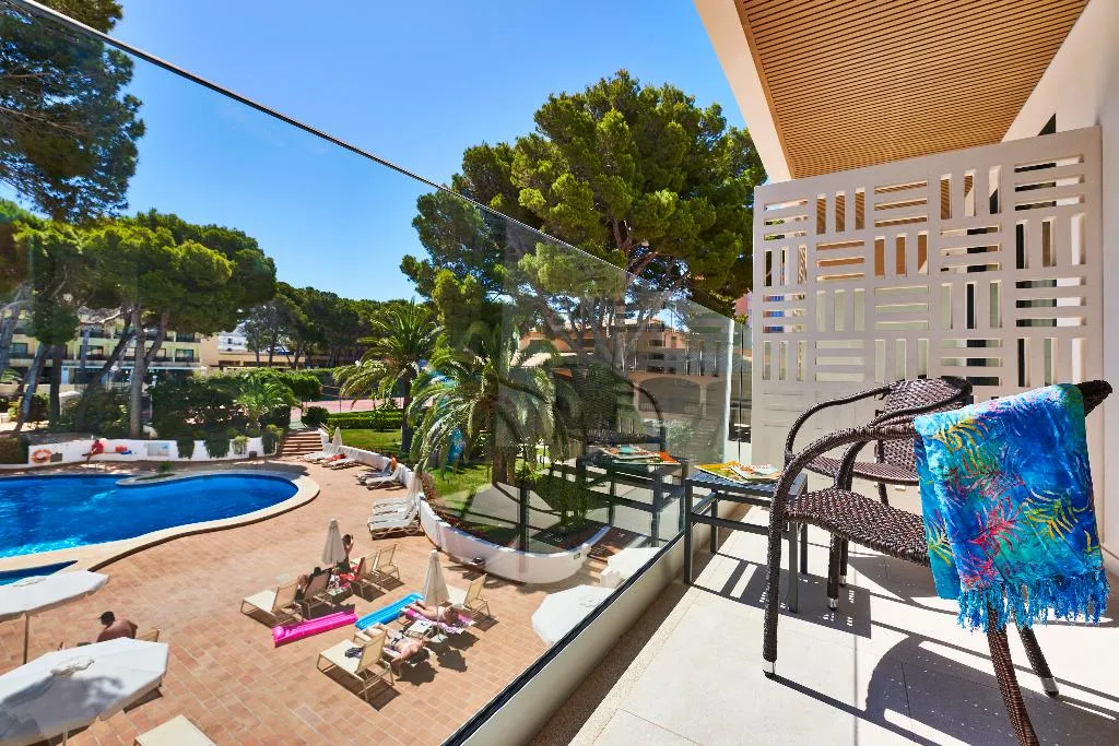 DOUBLE SINGLE USE WITH BALCONY Room, S'Entrador Playa, Majorca