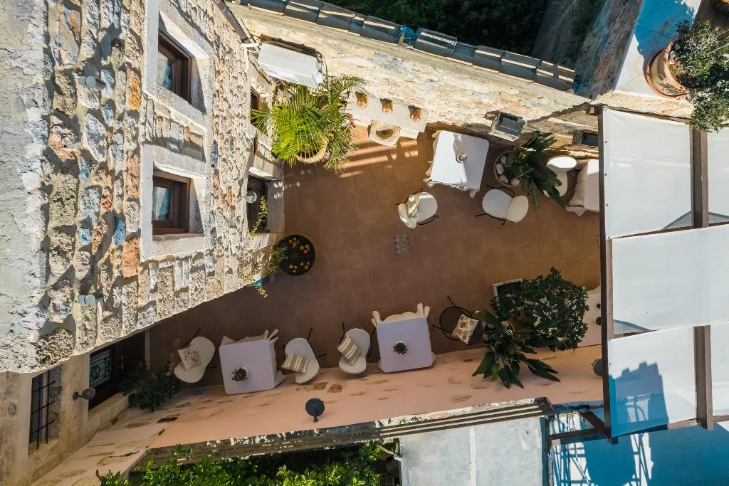 General view, Casa di Veneto, Crete