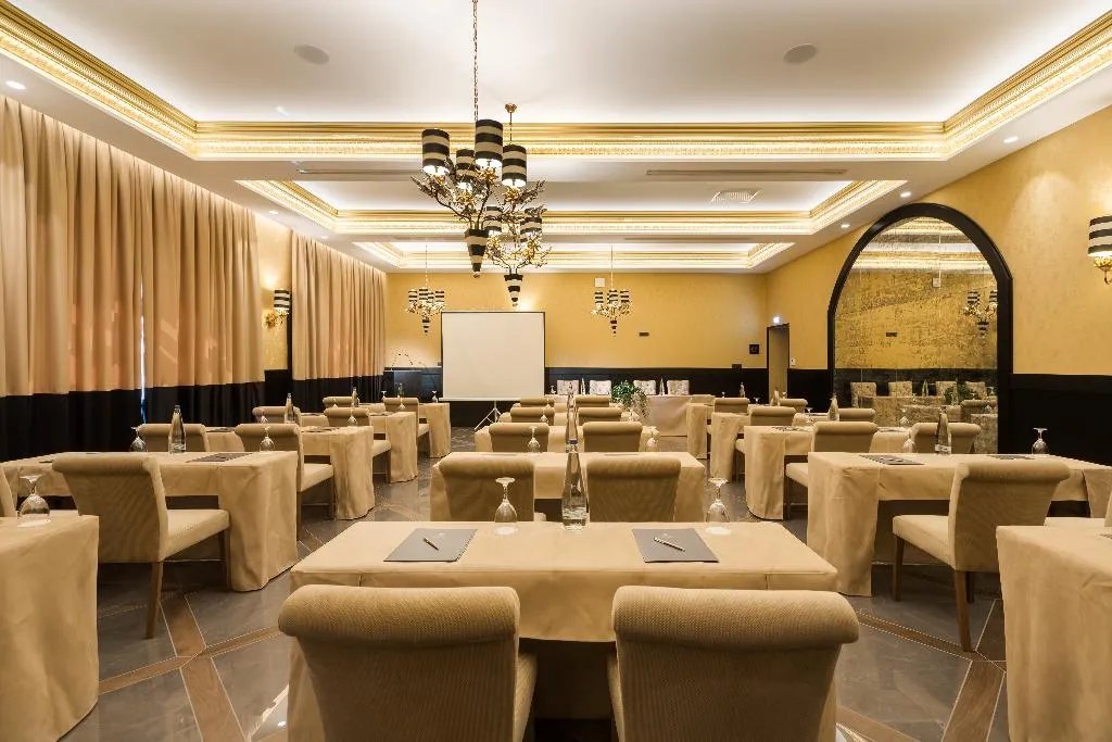 Conferences, Kyniska Palace Conference & Spa, Athens