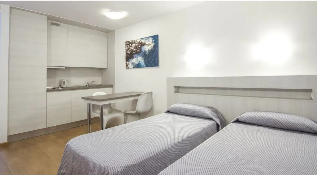 Room, Apartamentos Sol y Vera, Majorca