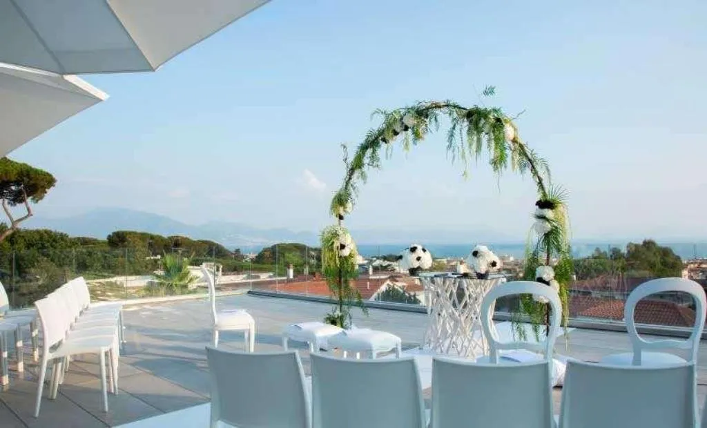 General view, Hotel Marad, Naples