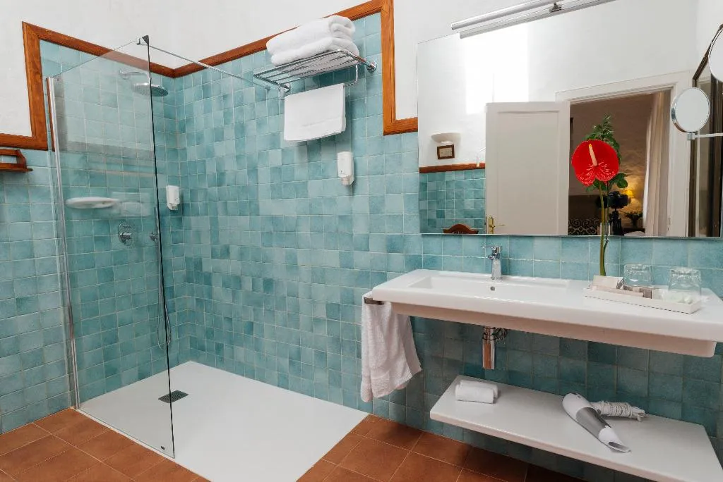 Double or Twin STANDARD Room, Hotel El Grifo, Lanzarote
