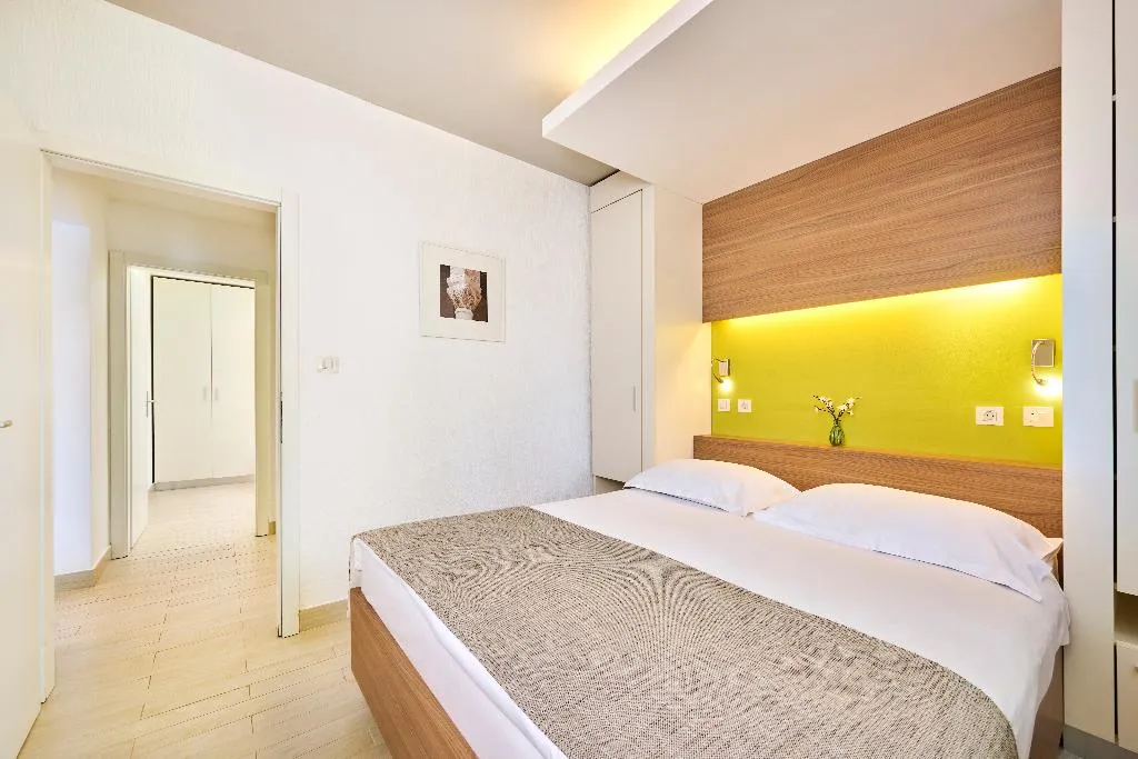 APARTMENT CLASSIC Room, Apartments Galijot Plava Laguna, Istria