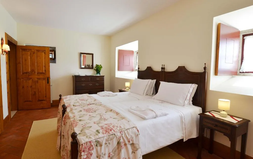 Double or Twin STANDARD Room, Casa da Portela de Sampriz, Porto