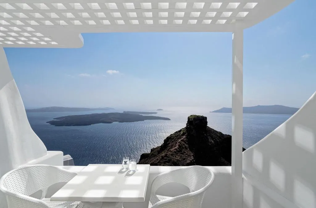 SUITE SUPERIOR Room, Tholos Resort, Santorini