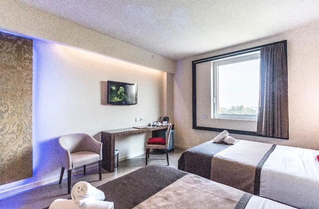 Double or Twin CITY VIEW Room, Antony, Venice