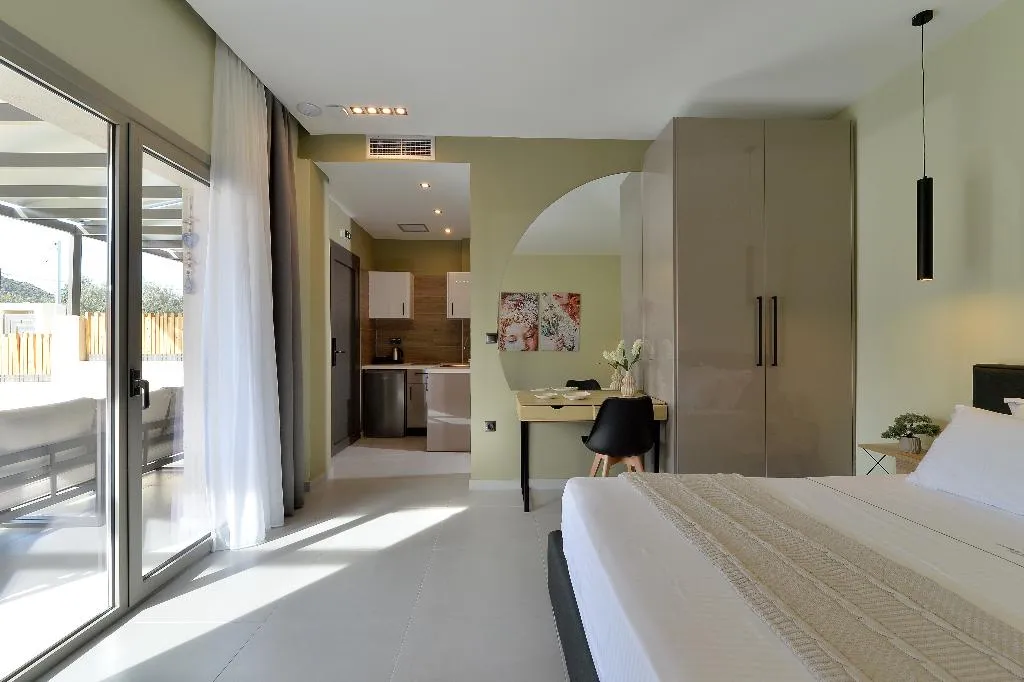 DOUBLE DELUXE Room, Swan Paradise Residences, Kalamata