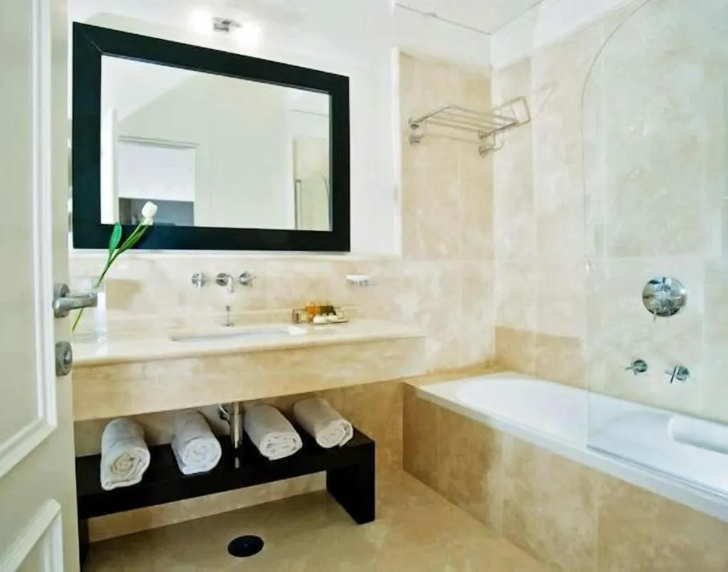 JUNIOR SUITE KING SIZE BED Room, Albergo Palazzo Decumani, Naples