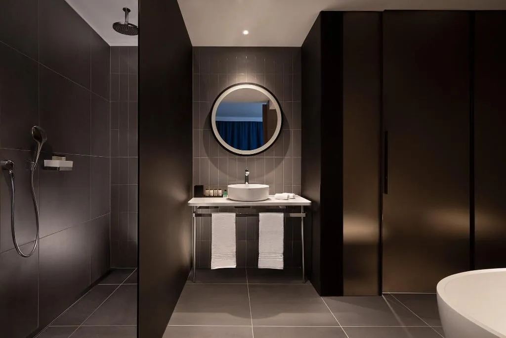 Room, Sheraton Milan San Siro, Milan