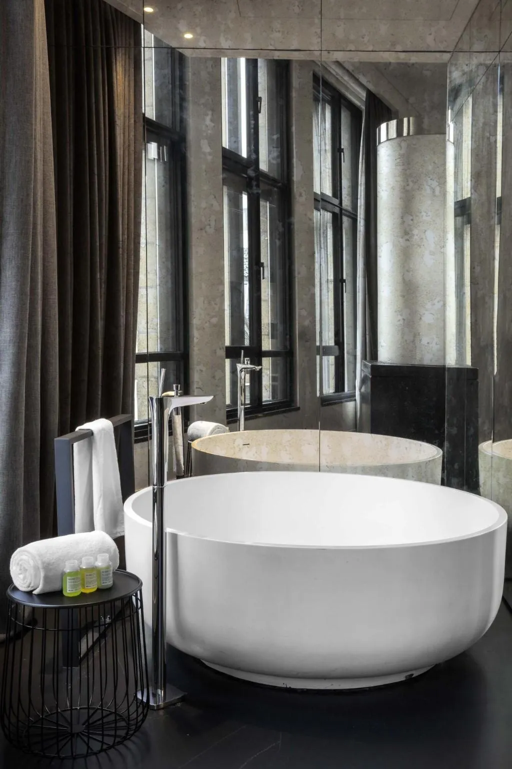 SUITE SUPERIOR KING BED Room, W Amsterdam, Amsterdam
