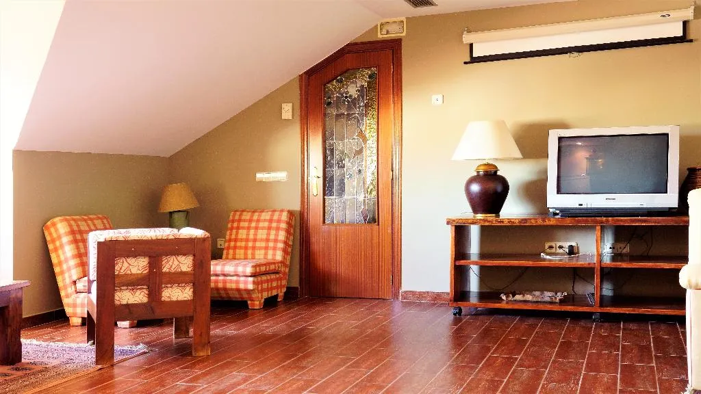 Sports and Entertainment, Hotel Vivar, Madrid