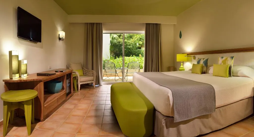 TRIPLE SUPERIOR Room, Catalonia Playa Maroma All Inclusive, Cancun Area