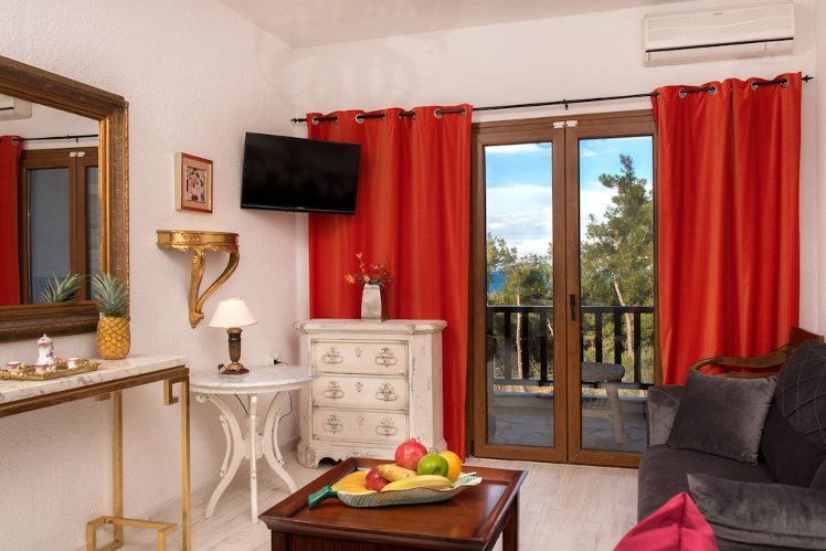Leandros Chalkidiki, Thessaloniki