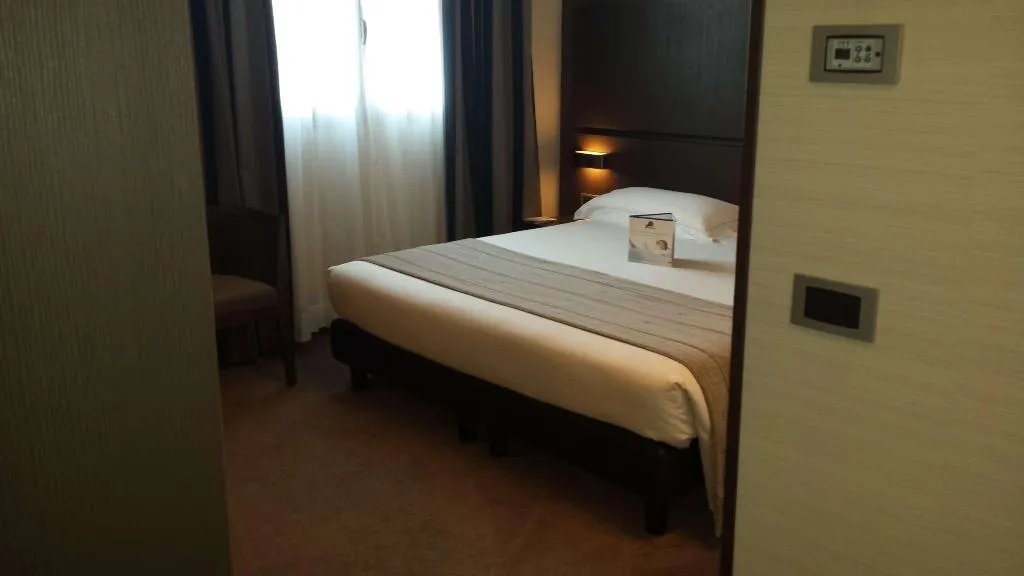 DOUBLE TWO BEDS Room, Best Western Plus Hotel Monza e Brianza Palace, Milan