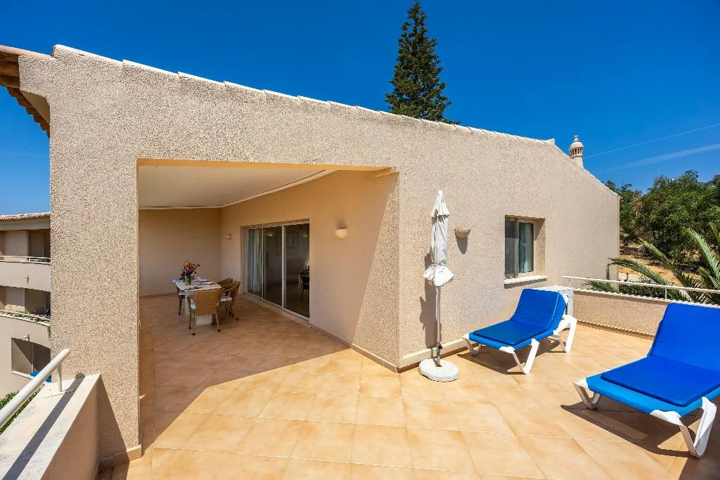 APARTMENT PENTHOUSE Room, Vila Palmeira, Algarve