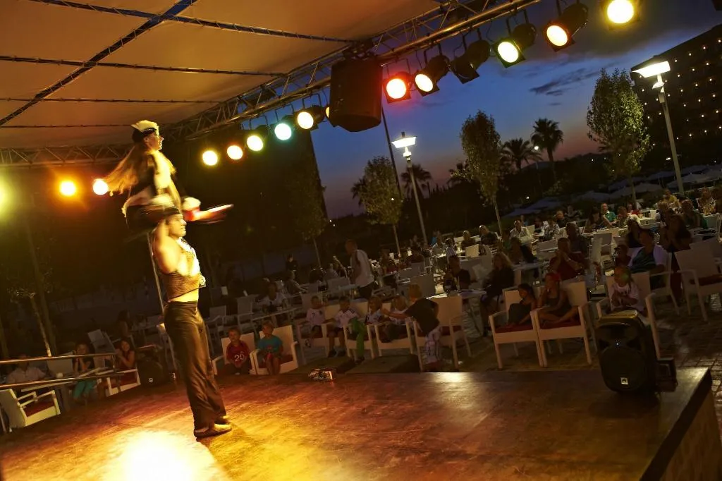 Sports and Entertainment, Hipotels Cala Millor Park, Majorca