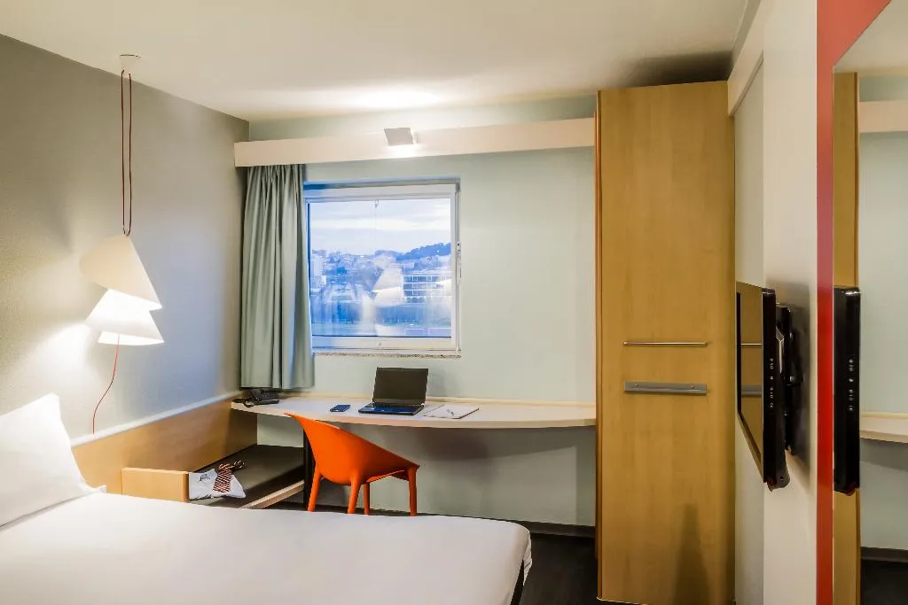 TWIN STANDARD Room, ibis Porto Sao Joao, Porto
