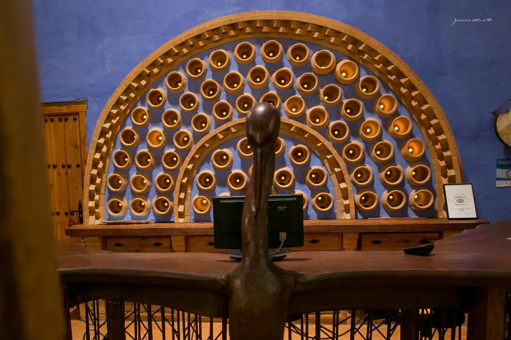 Lobby, Ardea Purpurea, Andalucia