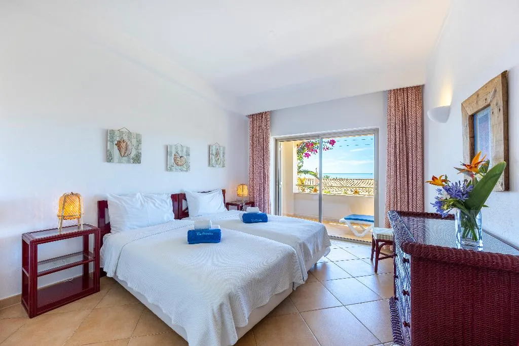 APARTMENT TWO BEDROOMS Room, Vila Palmeira, Algarve