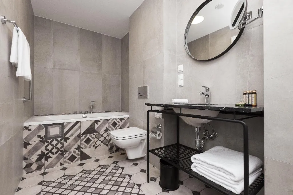 DOUBLE PREMIUM Room, Hotel Indigo Krakow Old Town, Krakow