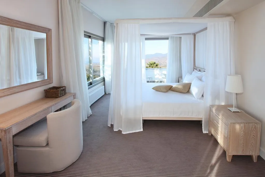 SUITE HONEYMOON Room, Droushia Heights Hotel, Cyprus
