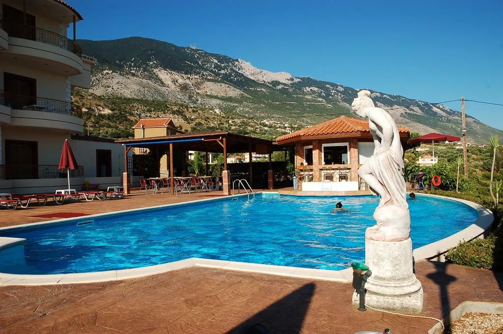 Pool, Marina-Anna Studios, Kefallinia