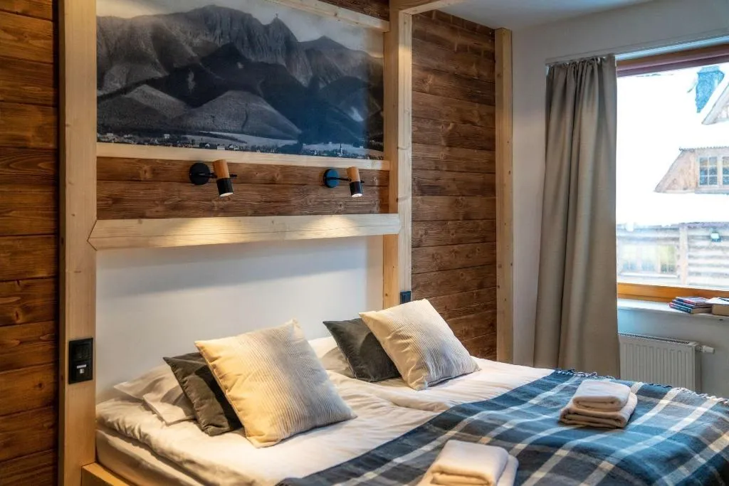 Room, ApartHotel Giewont, Krakow