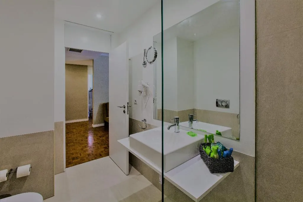 APARTMENT TWO BEDROOMS Room, Casas do Porto - Ribeira Apartments, Porto