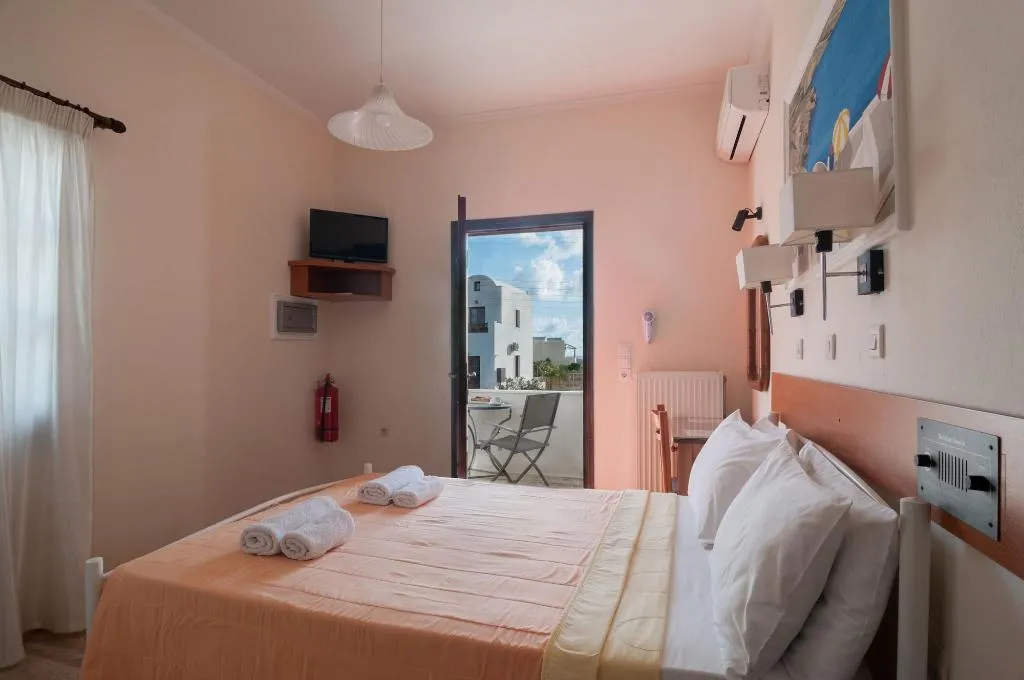 Room, Holiday Beach Resort, Santorini