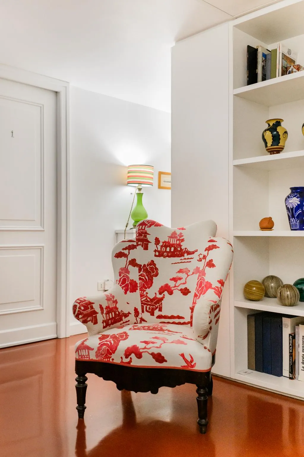 Lobby, Pretaloger Verdi 18, Naples