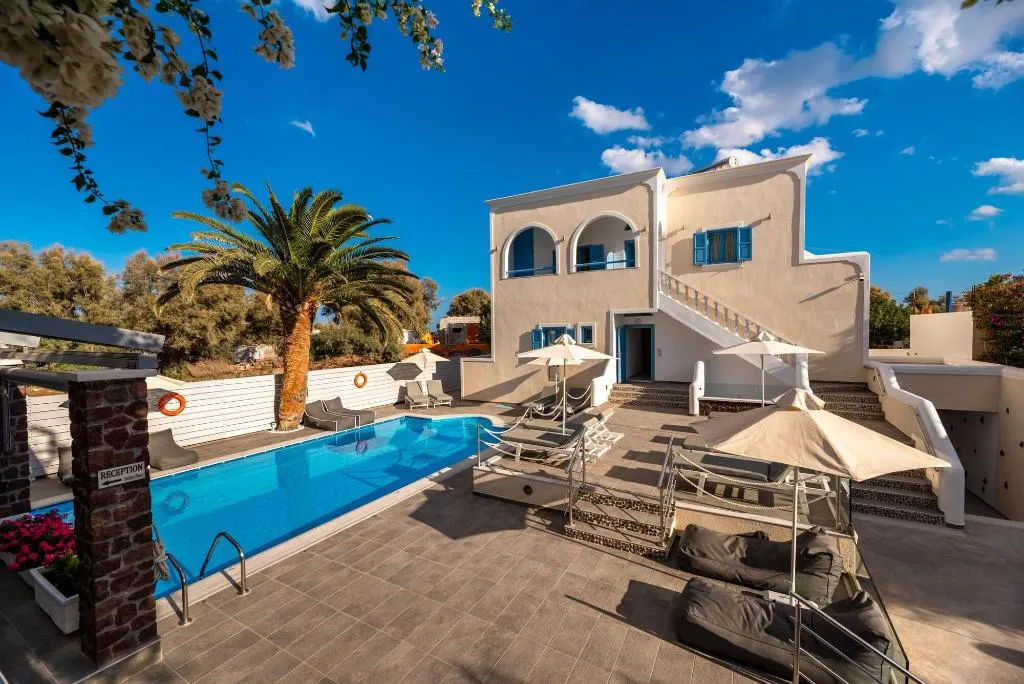 Sports and Entertainment, Stelios Place, Santorini
