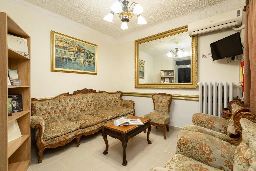 Lobby, Nea Metropolis, Halkidiki
