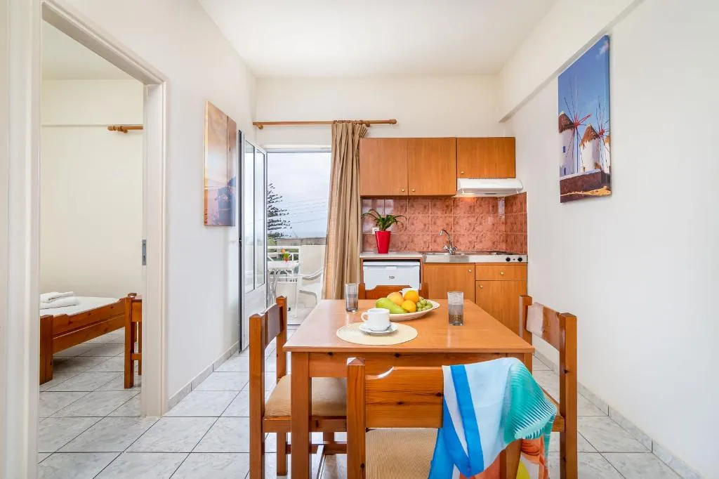 QUADRUPLE STANDARD Room, Mylos Apartments, Crete