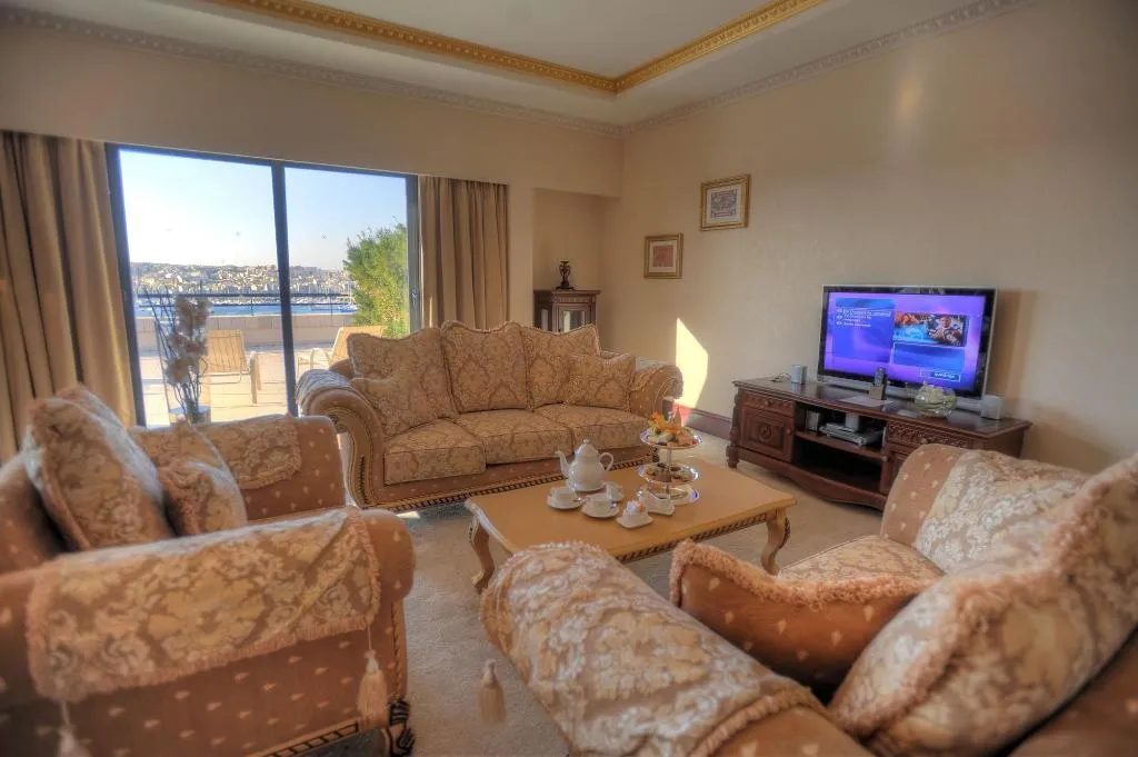 Room, Grand Hotel Excelsior, Malta