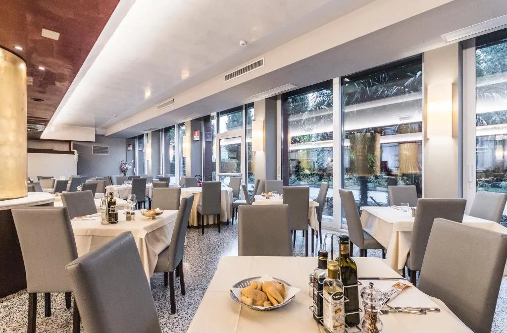 Restaurant, Antony, Venice