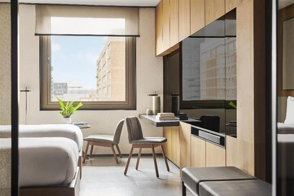 TWIN STANDARD Room, Grand Hyatt Barcelona, Barcelona