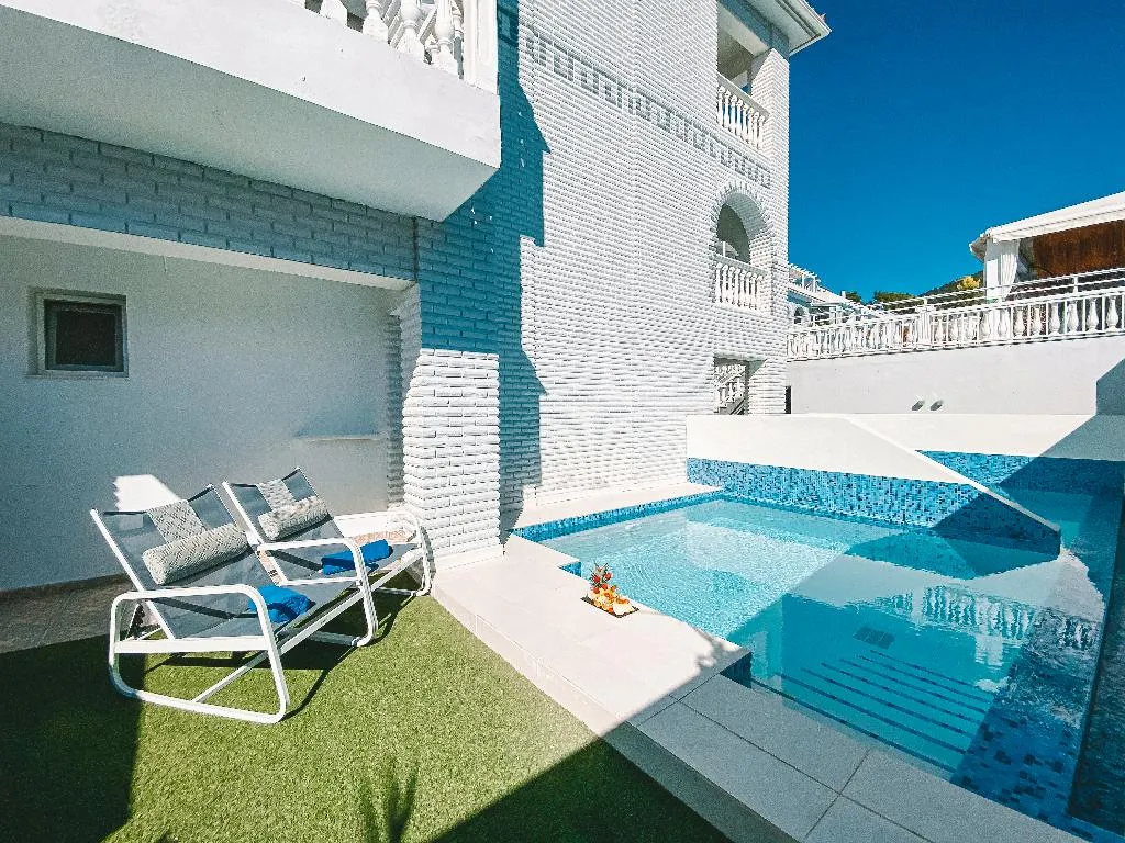 SUITE DELUXE WITH PRIVATE POOL Room, Meandros Boutique Hotel & Spa, Zante