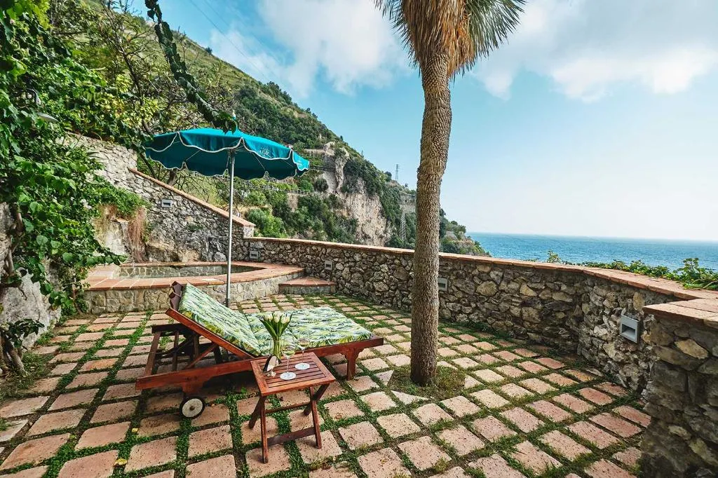 SUITE ONE BED Room, Botanico San Lazzaro, Naples