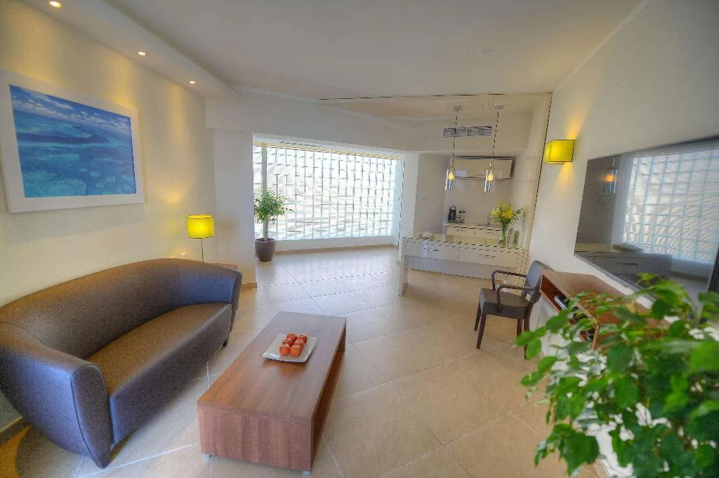 Room, The Preluna Hotel, Malta
