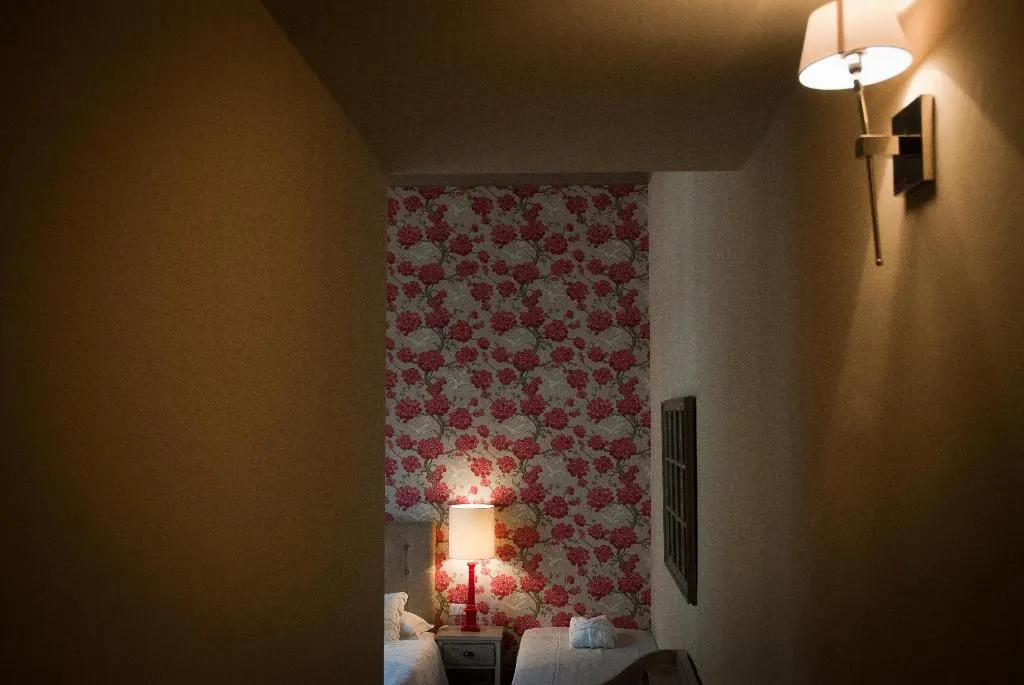 DOUBLE STANDARD Room, Black 5 Florence Suite, Florence