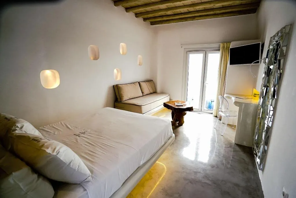 Room, Flaskos Suites, Mykonos